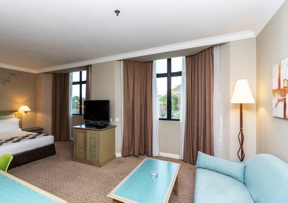 Regalodge Hotel & Spa Ipoh Ngoại thất bức ảnh